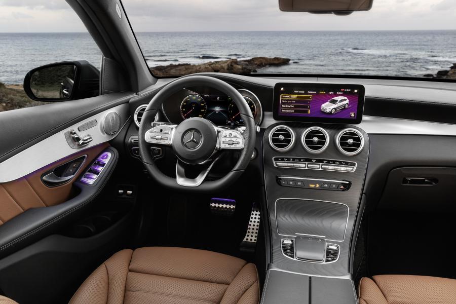 Торпедо Mercedes-Benz GLC300 4Matic (X253) 2019 года  (WW) (фото 7 из 41)